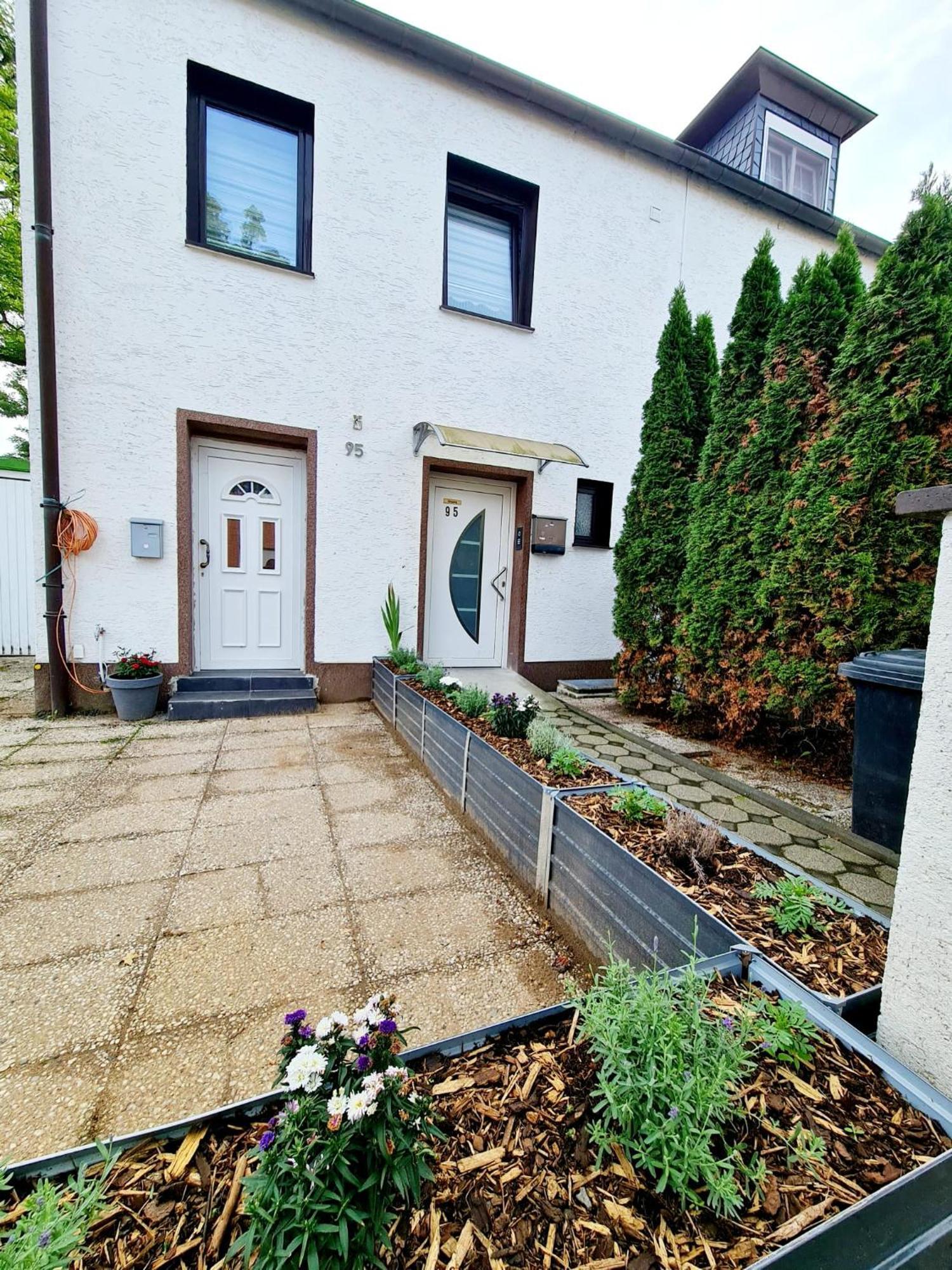 Roggendorf Zimmervermietung Köln Exterior foto
