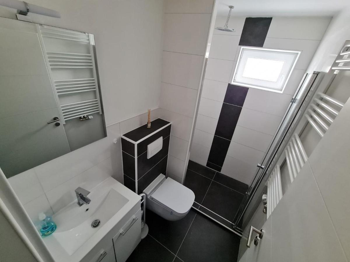 Roggendorf Zimmervermietung Köln Exterior foto