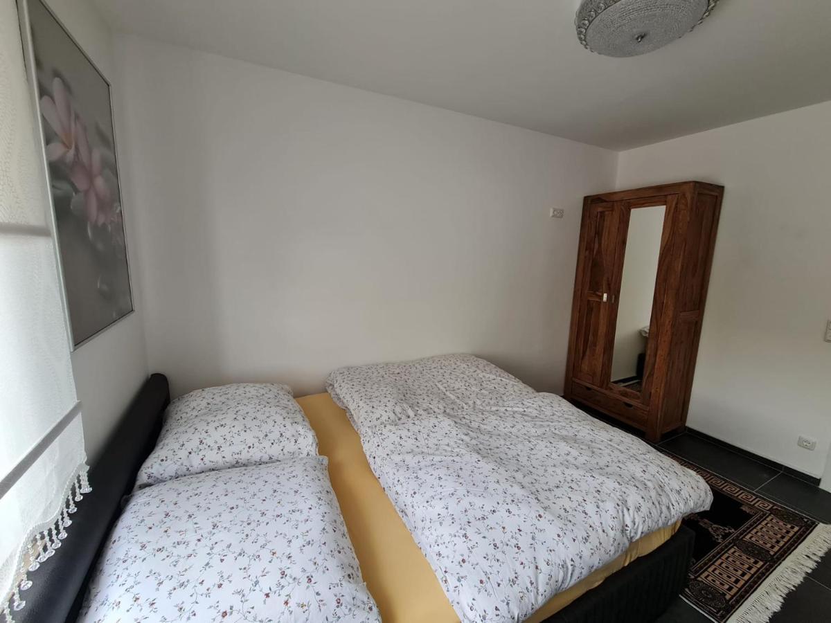 Roggendorf Zimmervermietung Köln Exterior foto
