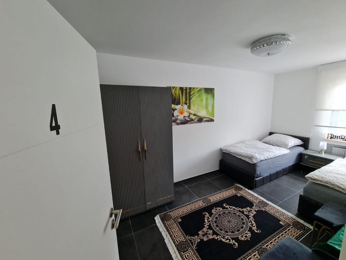 Roggendorf Zimmervermietung Köln Exterior foto